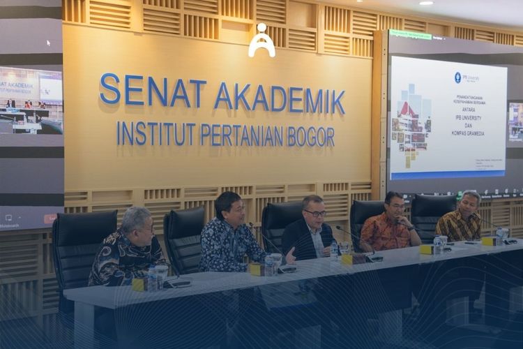 Dalam pelaksanaan program mikro kredensial, IPB dibantu oleh Growth Center (fasilitator belajar dan bertumbuh dari Kompas Gramedia).
