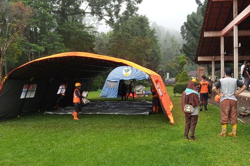 Antisipasi Banjir Susulan, BPBD Kabupaten Bogor Bangun Tenda Darurat 