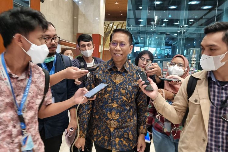 Direktur Utama PT KAI (Persero) Didiek Hartantyo saat ditemui setelah RDP dengan Komisi VI DPR RI di Gedung DPR, Jakarta, Senin (27/3/2023).