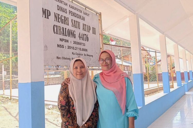 Linda dan Erma, Dua Guru Perempuan yang Tak Gentar Mengabdi di Pedalaman Garut