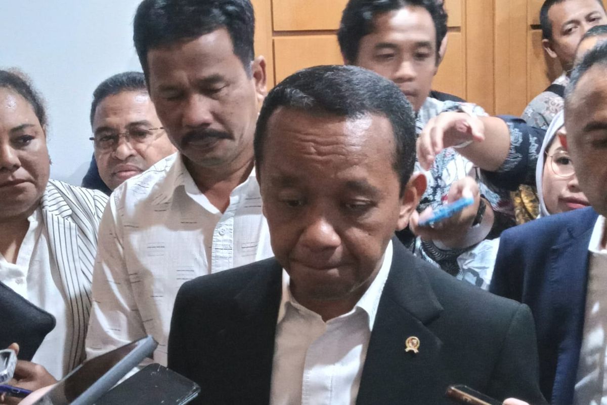 Menteri Investasi/Kepala Badan Koordinasi Penanaman Modal Bahlil Lahadalia saat ditemui di Gedung DPR RI, Jakarta, Senin (2/10/2023).