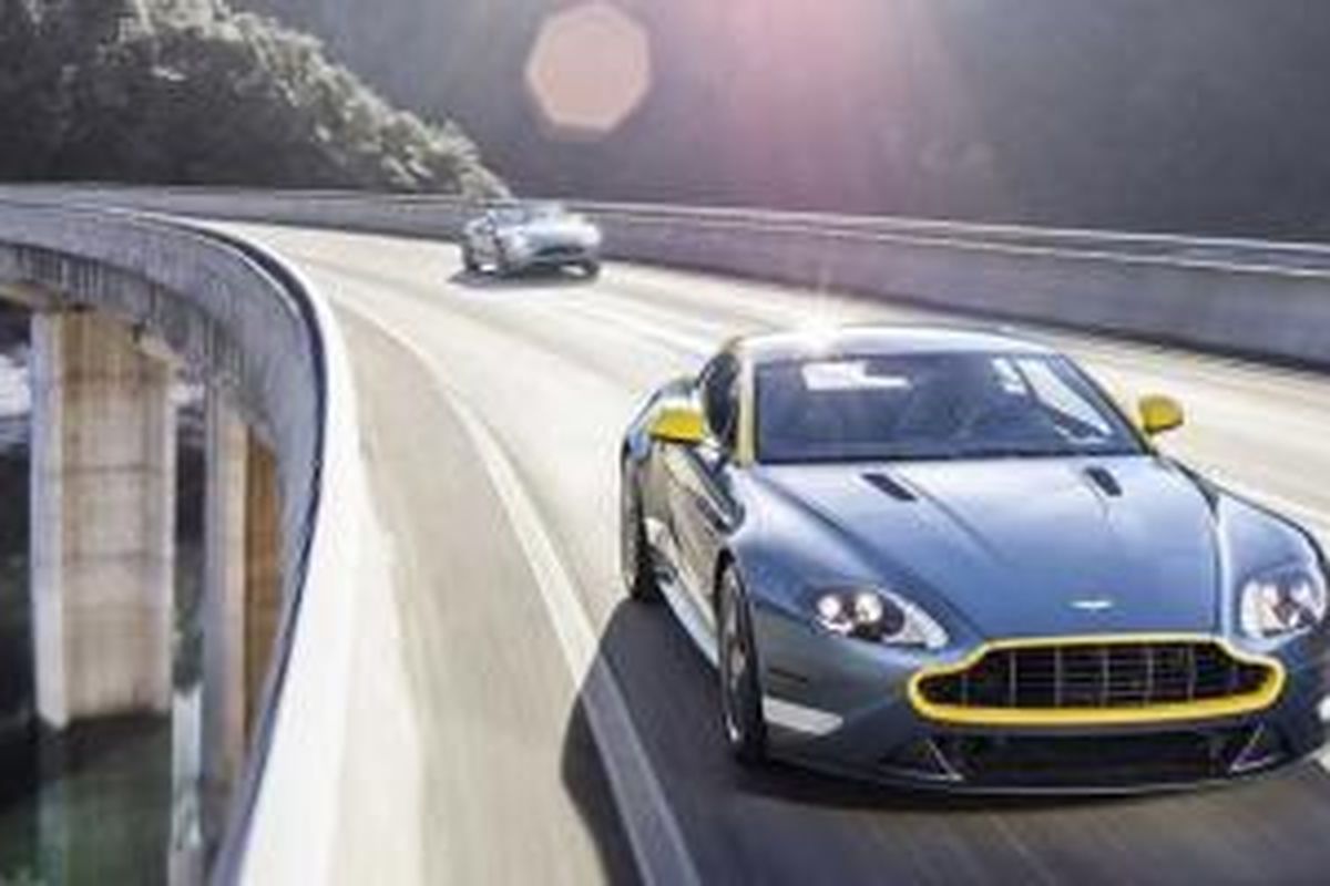 Aston Martin Vantage GT, versi murah Vantage V8.