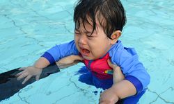 Apakah Mungkin Kita Menangis di Bawah Air?