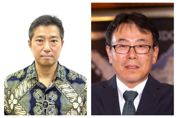 Presdir lama (kiri) Naoya Nakamura digantikan oleh Presdir baru (kanan) Atsushi Kurita