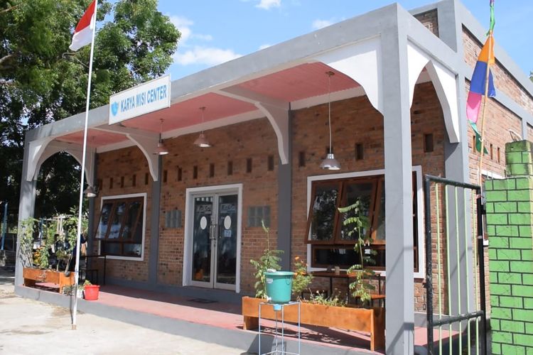 Foto : Kedai Mai Sai, salah satu tempat yang cocok untuk hangout bagi wisatawan dan warga kota Maumere, Kabupaten Sikka, NTT. 