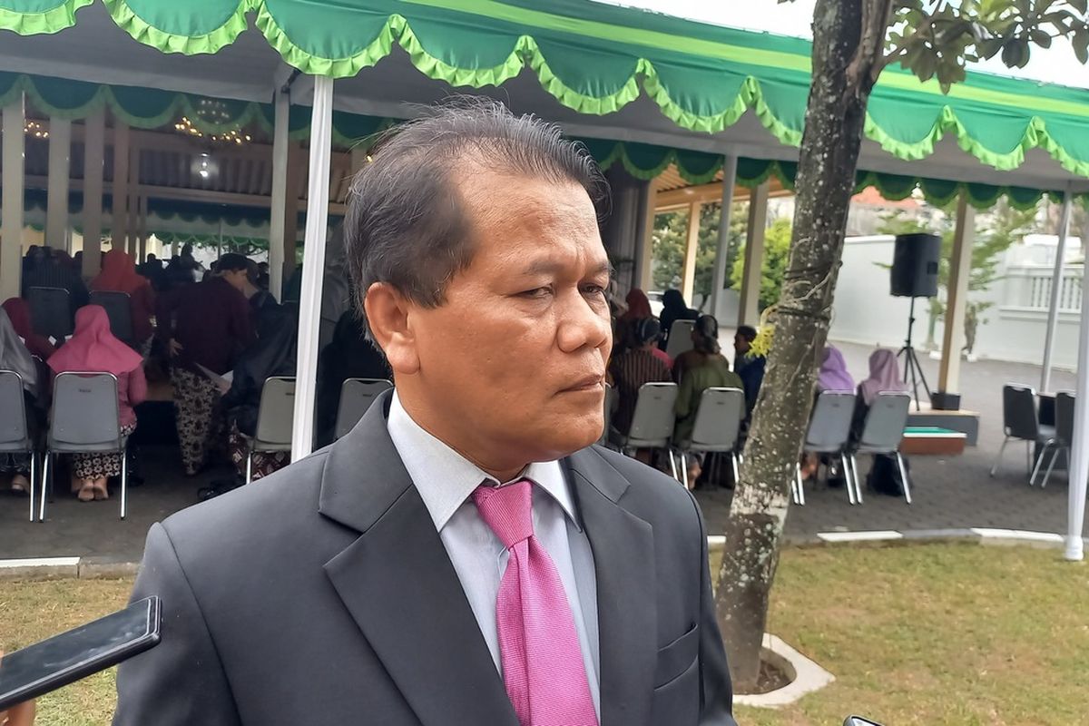 Didik Wardaya Kepala Disdikpora DIY jelaskan sekolah dilarang keluarkan korban pencabulan di Sleman, Rabu (31/5/2023)