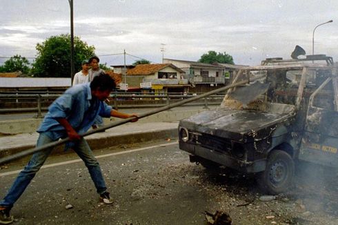 Mei 1998, Saat Jakarta Dilanda Kerusuhan Mencekam dan Ditinggal Para Penghuninya...