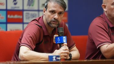 Pelatih Persija Pasang Badan untuk Cyrus Margono dan Shayne Pattynama