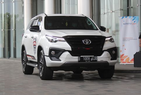 Jakarta-Yogyakarta, Konsumsi BBM Toyota Fortuner Capai 10,7 Kpl