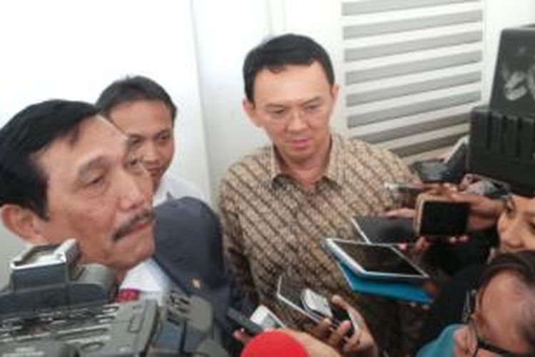 Menko Polhukam Luhut Binsar Panjaitan dan Gubernur DKI Jakarta Basuki Tjahaja Purnama di Balai Kota, Rabu (2/12/2015). 