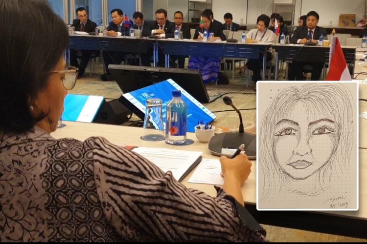 Menteri Keuangan Sri Mulyani Indrawati iseng corat-coret menggambar wajah seorang perempuan di sela-sela acara Asian Development Bank (ADB) ke 52 di Nadi, Fiji, Rabu (1/5/2019) waktu setempat.