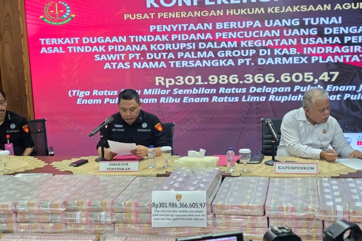 Penampakan Rp 301 Miliar Uang Sitaan Terkait Kasus PT Duta Palma Group