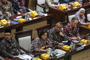 Sri Mulyani, Urunan Gaji Dosen, dan Ironi Negara Pendidikan