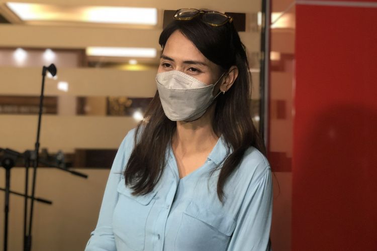 Wenny Ariani menyambangi Polres Jakarta Selatan, Senin (6/9/2021). 