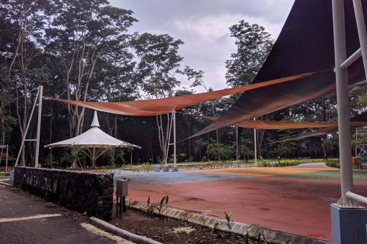 Taman Buah Lokal di Kebun Raya Purwodadi.