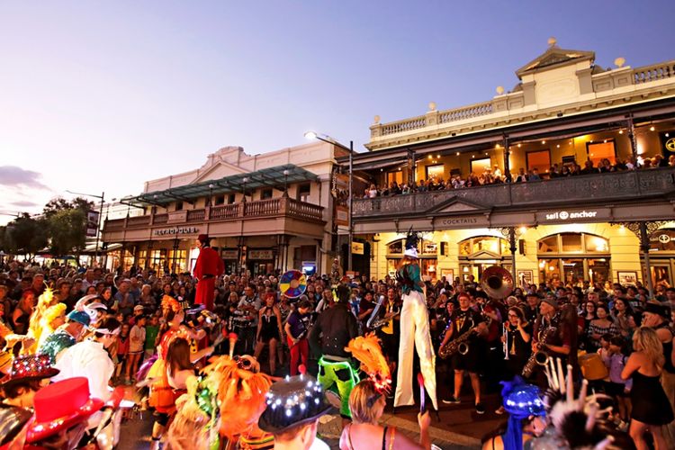 Fremantle International Street Arts Festival 2017.