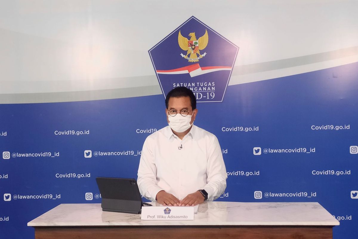 Juru Bicara Satgas Penanganan Covid-19 Wiku Adisasmito dalam agenda Keterangan Pers di Graha Badan Nasional Penanggulangan Bencana (BNPB) yang juga disiarkan kanal YouTube Sekretariat Presiden, Kamis (14/10/2021).