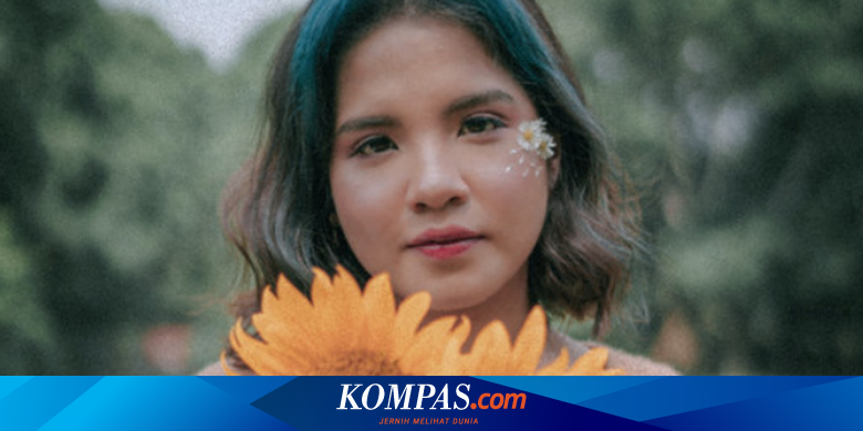 Lirik Lagu Terpikat Senyummu Dari Idgitaf Kolaborasi Dengan Tikok Halaman All Kompas Com intro: em a d g c d. lirik lagu terpikat senyummu dari