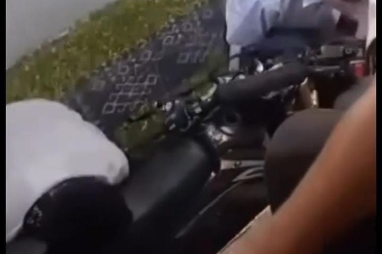 Viral, Remaja di Rote NTT Dimakamkan Bersama Sepeda Motornya