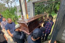 Suasana Haru Iringi Pemakaman Farid Ahmad di Bandung Barat