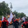 Demo di Balai Kota DKI, Buruh Ingatkan Heru Budi Jangan Arogan