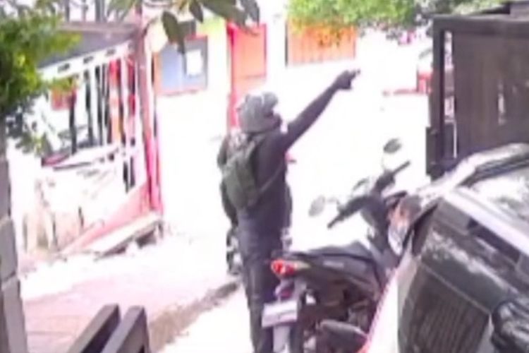 Pemilik Motor Ditodong Pistol Saat Pergoki Pencurian di Kramat Jati Jaktim