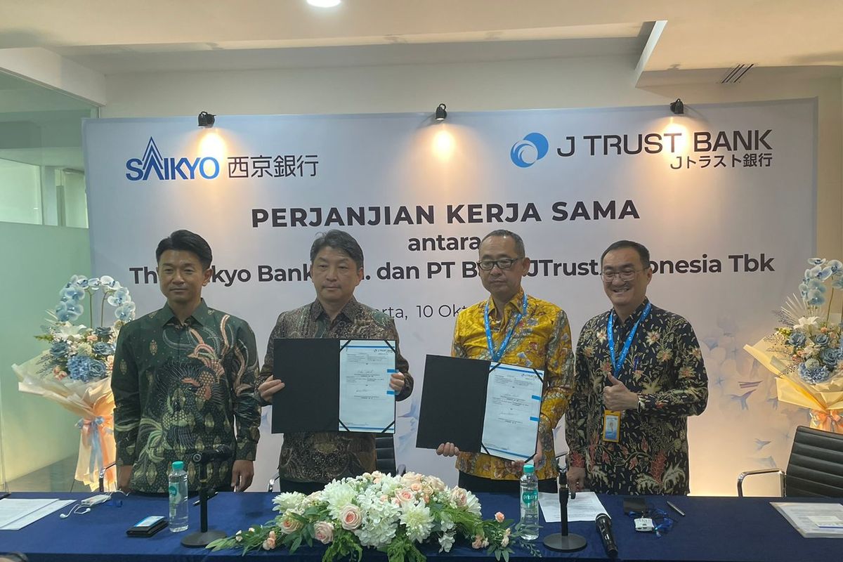 Kerja sama PT Bank J Trust Indonesia Tbk (BCIC) dengan The Saikyo Bank untuk hubungan pelaku usaha RI dengan Jepang, Selasa (10/10/2023). 