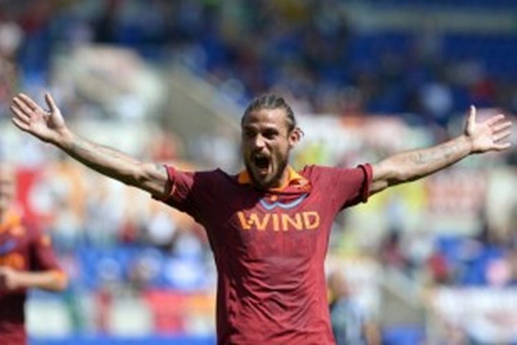 Striker AS Roma, Pablo Osvaldo.