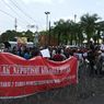 Bupati Jember Didemo Warga, Keponakannya Disebut Diangkat Ajudan hingga Menantu Jadi Tim Ahli
