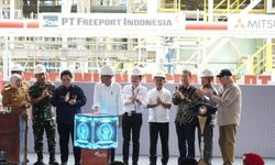 Jokowi Resmikan Proyek Ekspansi PT Smelting oleh Freeport
