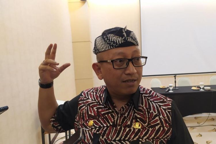Kepala Dinas Kepemudaan Olahraga dan Pariwisata Jawa Tengah, Sinung Nugroho Rachmadi, ditemui usai menghadiri Rapat Koordinasi Destinasi Super Prioritas Borobudur (Joglosemar) oleh Badan Otorita Borobudur (BOB) di Hotel Artos Magelang, Kamis (6/2/2020).