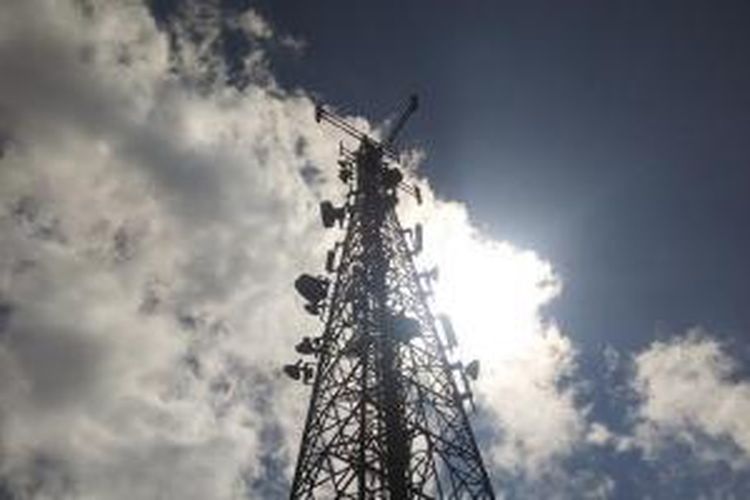 Menara telekomunikasi XL Axiata di wilayah Sumatera Barat.