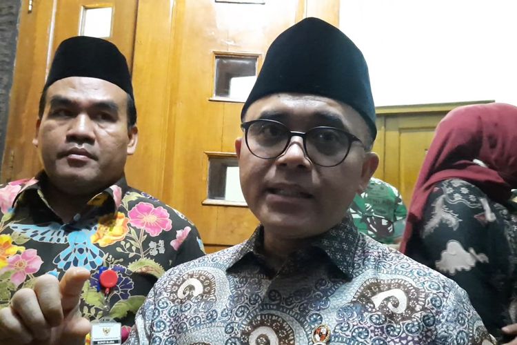Menpan-RB, Abdullah Azwar Anas saat berkunjung ke Kabupaten Blora, Jawa Tengah, pada Jumat (23/9/2022)