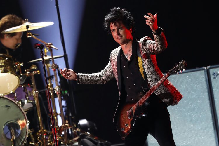 Green Day bakal donasikan royalti dari lagu terbaru mereka berjudul Oh Yeah!