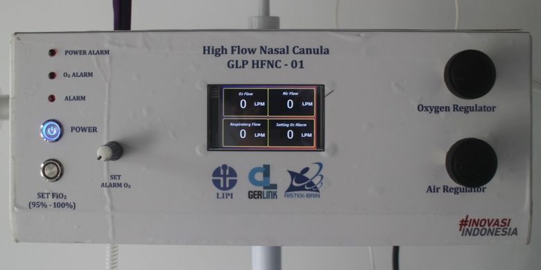 The Indonesian Institute of Sciences (LIPI) has innovated a high-flow oxygen therapy device. This high flow oxygen therapy device is the first in Indonesia. This device, also known as the High Flow Nasal Cannula (HFNC), is the first to successfully pass the test from the Health Facility Security Center of the Ministry of Health.