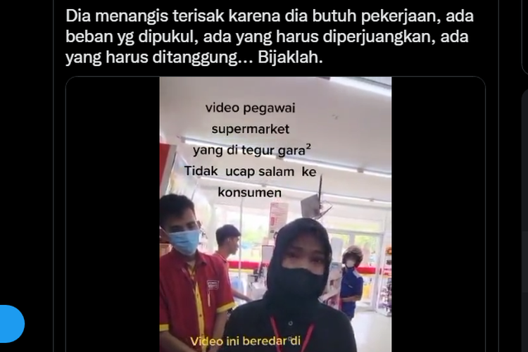 tangkapan layar cuplikan video calon karyawan Alfamart menangis terisak saat dimarahi atasannya karena tidak memberi salam kepada pelanggannya viral di media sosial pada Minggu (15/1/2023).