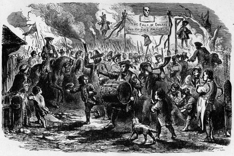 Massa yang marah memprotes Stamp Act dengan membawa spanduk bertuliskan 'The Folly of England, the Ruin of America' melalui jalan-jalan di New York.