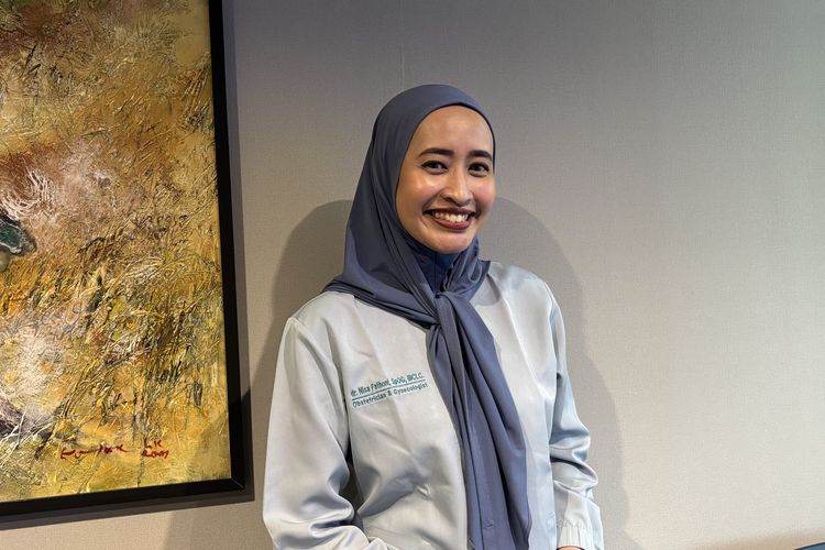 dr. Amarylis Febrina Choirin Nisa Fathoni, SpOG., dalam acara Sahabat Peduli Journalist Club Edisi 2 dari Pfizer Indonesia bertajuk ?RSV: Risiko dan Perlindungan untuk Bayi Melalui Imunisasi Ibu Hamil, di Jakarta Selatan, Selasa (18/11/2025).