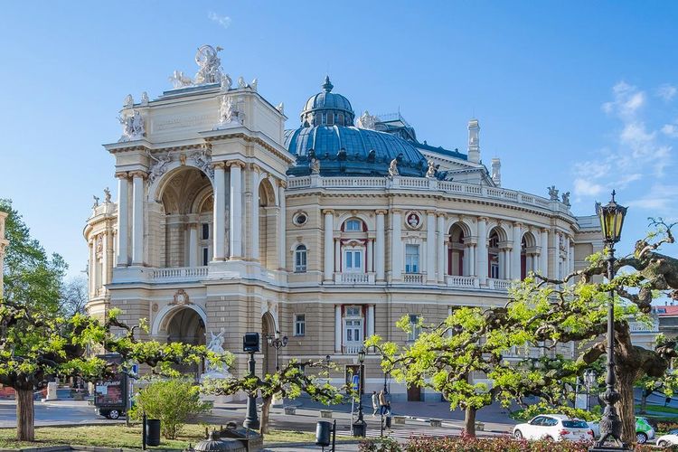 Gedung Opera dan Teater Balet di Odessa, Ukraina.