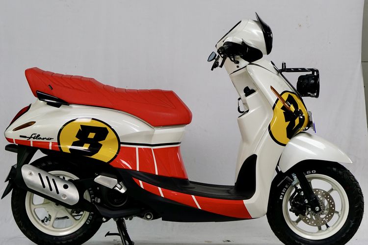 Grand Filano menawarkan tampilan retro-modern yang clean dan premium, lengkap dengan lampu full LED dan siluet yang mudah dipadupadankan dengan gaya personal penggunanya.               