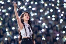 IU Dinobatkan sebagai Artis Nomor 1 di Korea Selatan Versi Billboard