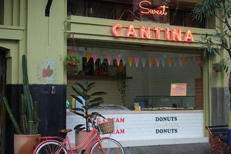 Kedai es krim Sweet Cantina, Bandung.