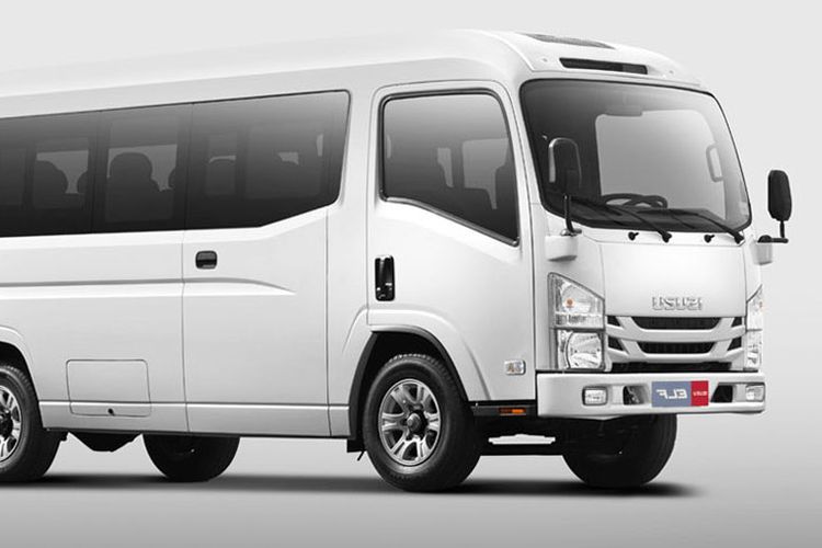 Isuzu ELF NLR Blx jadi bus feeder Trans Semarang