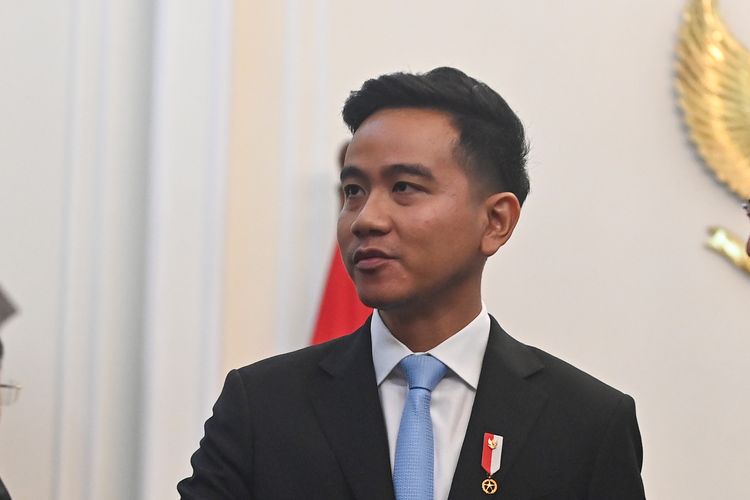 Gibran Undang Siswa SMAN 1 Pontianak Usai Jawaban Disalahkan Saat Lomba MPR