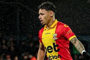 Adu Timnas Indonesia di Eredivisie, Justin Hubner dan Dean James Sama Kuat