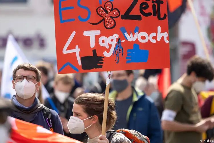 Serikat pekerja terkemuka di Jerman menuntut 4 hari kerja dalam seminggu.