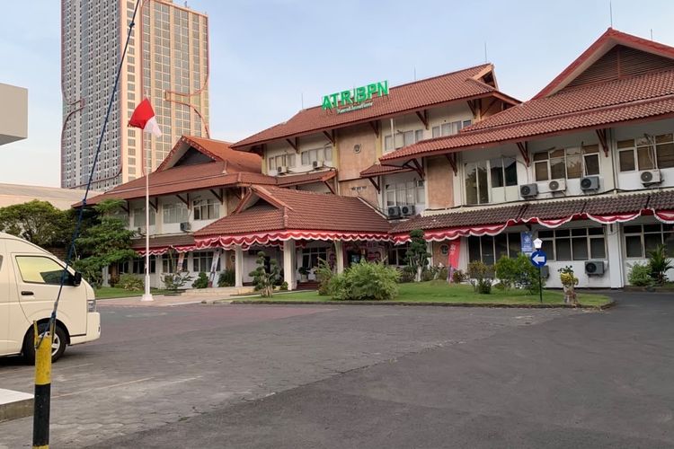 KPK Geledah Kantor ATR/BPN Kanwil Jatim, Begini Suasananya