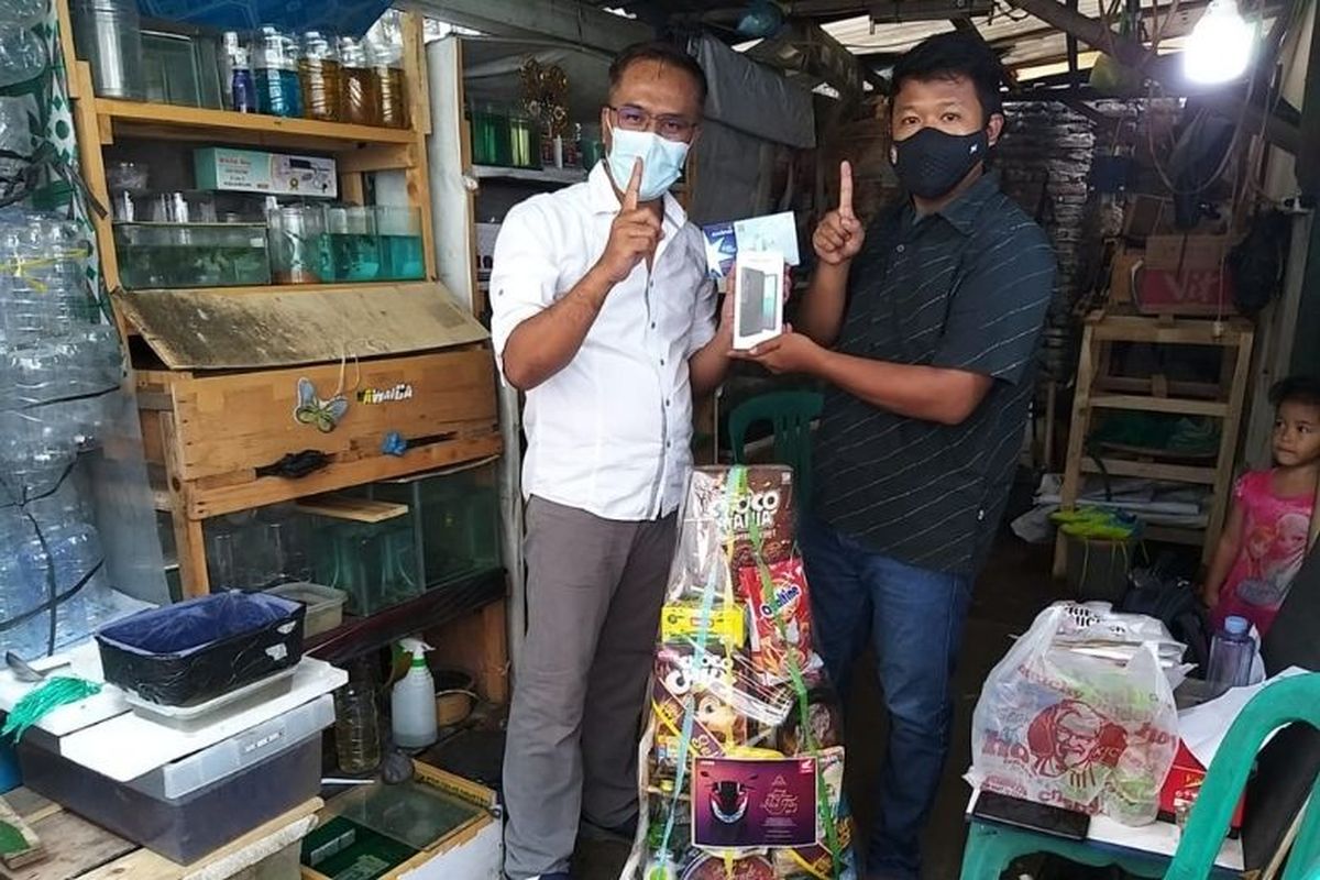 Parsel Lebaran untuk keluarga Konsumen Honda di Semarang. 