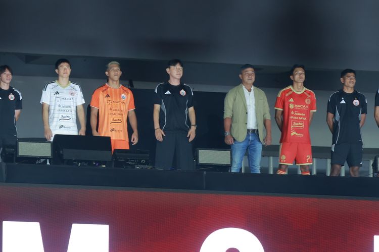 Persija Luncurkan Tim di JIS, Alexander Jeremejeff Jadi Magnet