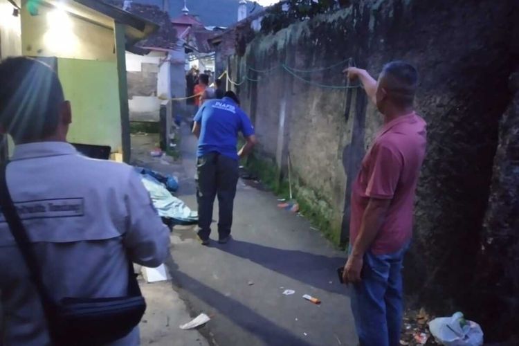 Sakit Hati Nikah Lagi, Pria di Baleendah Bandung Nekad Tusuk Pasangan Mantan Istri Hingga Tewas